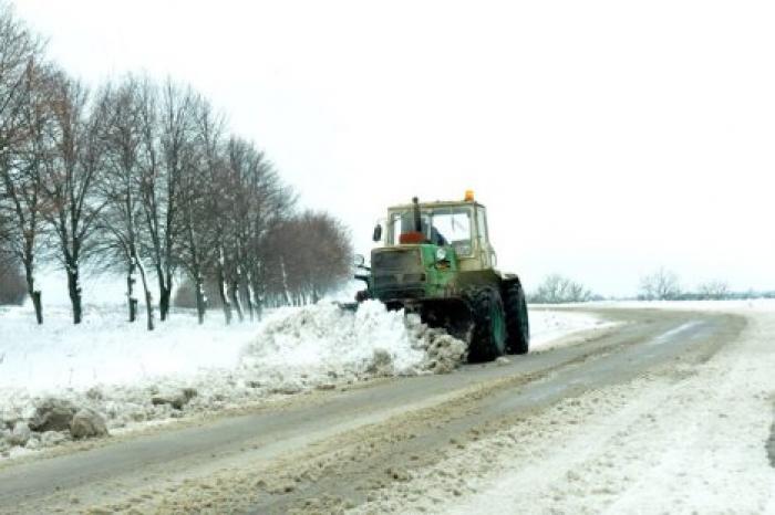 Более 500 снегоуборочных машин будут работать на дорогах страны в зимний период