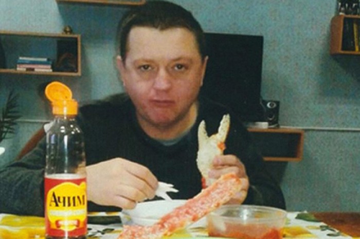 ФСИН объяснила обеды бандита-«цапка» с икрой и крабами