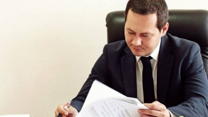 Руслан Кодряну: двух начальников управлений ЖКУ уволят за многочисленные нарушения