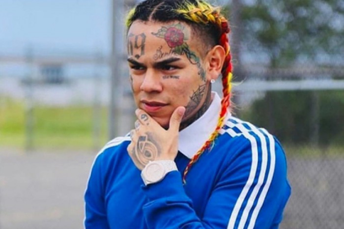 Tekashi69 обвинили в вооруженном нападении и пригрозили пожизненным заключением