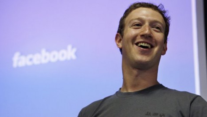 Цукерберг запретил руководству Facebook пользоваться iPhone