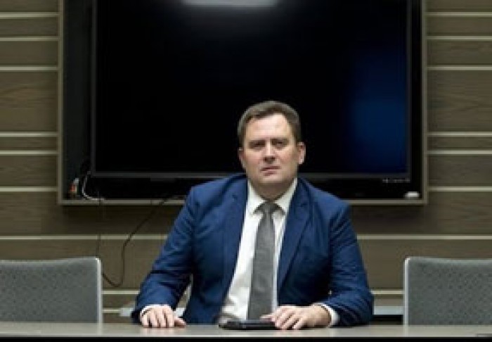UN FOST ANGAJAT AL CNA CONSIDERĂ CĂ FURTUL MILIARDULUI DIN SISTEMUL BANCAR ESTE „O DIVERSIUNE ÎMPOTRIVA STATULUI”
