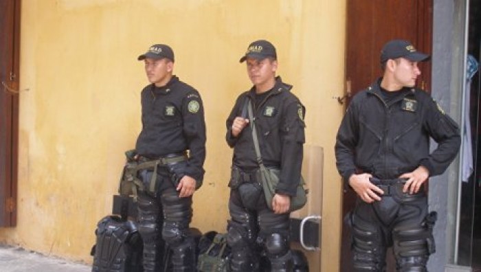 В Колумбии полиция конфисковала более тонны кокаина
