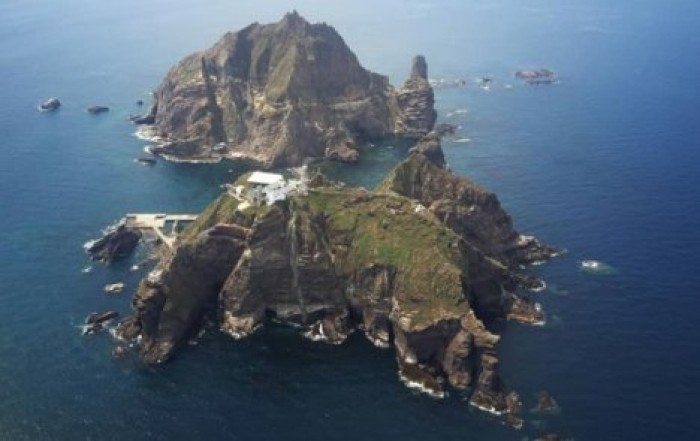 В Японском море столкнулись два судна, одно начало тонуть