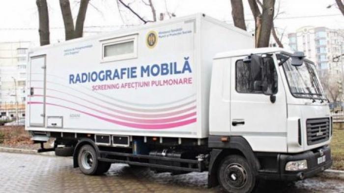 Беларусь подарила Молдове автомобиль с переносным рентген-оборудованием