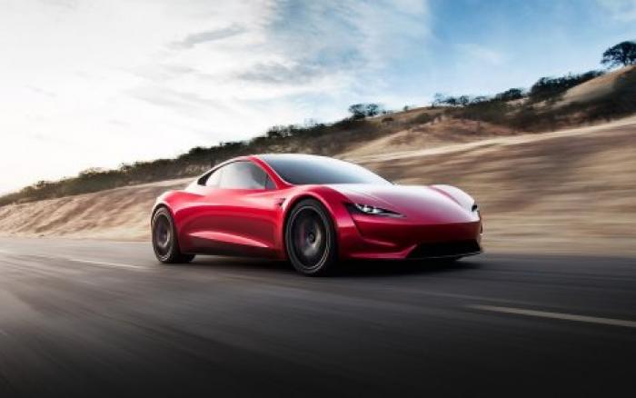 Электрическая пуля. Рассекречен дизайн нового Tesla Roadster