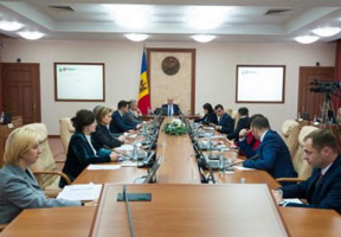 GUVERNUL A APROBAT MECANISMELE DE CALCULARE A SALARIULUI ANGAJAȚILOR DIN SECTORUL BUGETAR