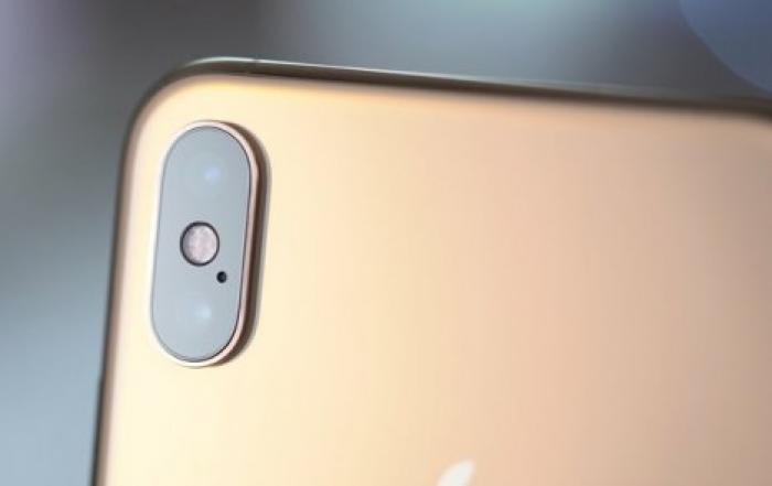 iPhone XS Max загорелся в кармане у американца