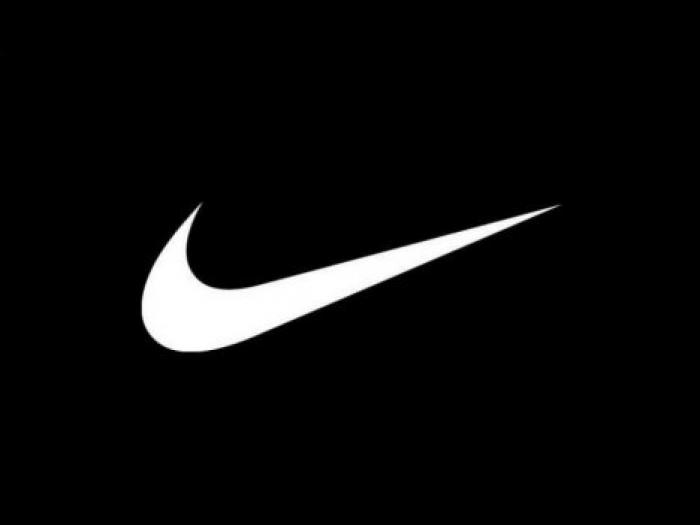 Кроссовки Nike подешевеют