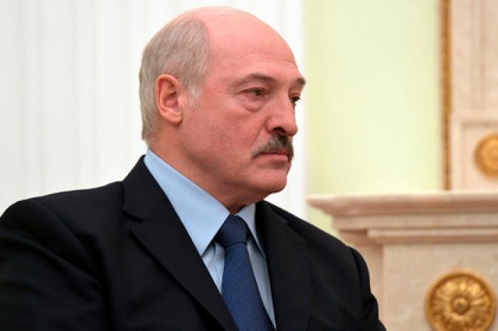 Лукашенко при Путине заговорил о тяжелом бренном мире