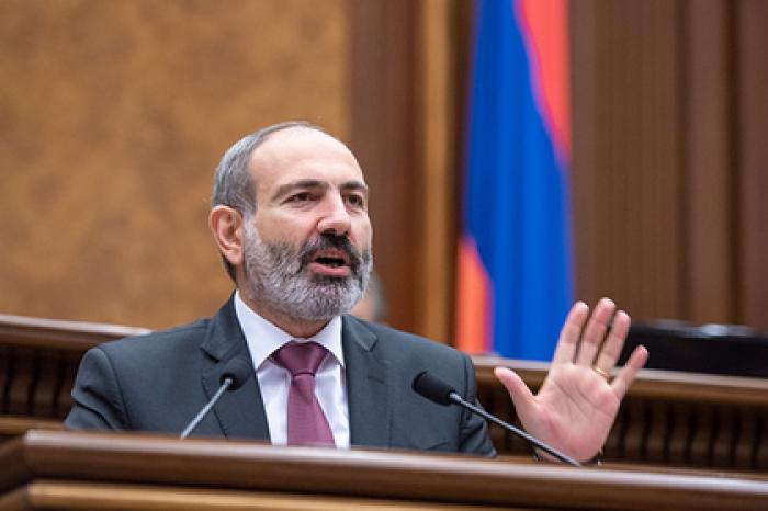 Пашинян решил заставить Лукашенко объясниться