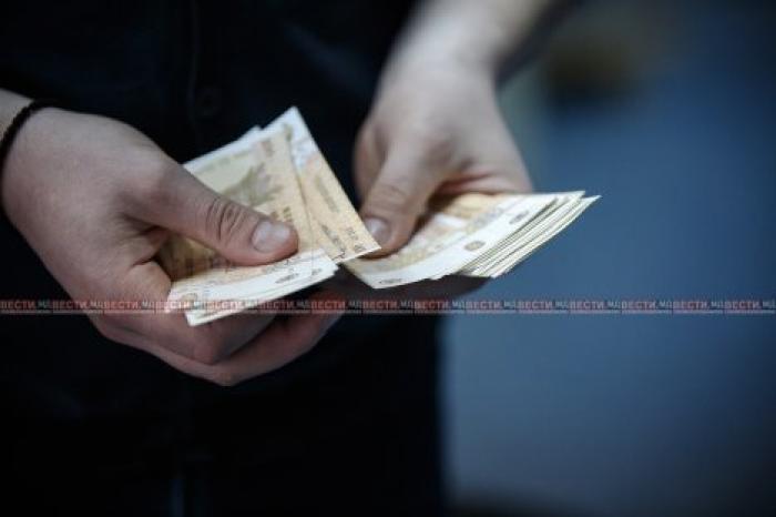 Пенсионеры уже распланировали, как потратят материальную помощь от правительства к праздникам