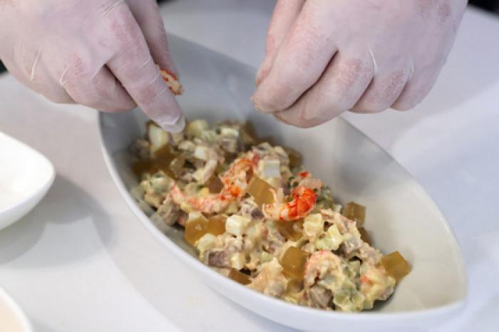 Раскрыт секрет идеального вкуса главного новогоднего блюда в России