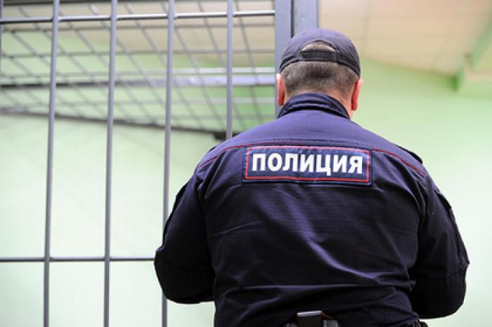 Россиянин с ножом попытался взять штурмом полицейское управление