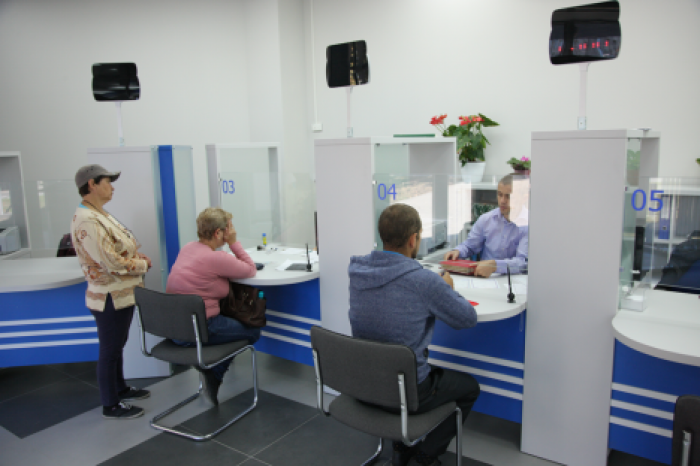 Сотрудники Агентства госуслуг будут работать перед зимними праздниками в усиленном режиме