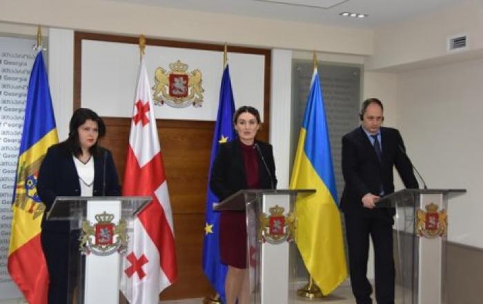 Украина, Грузия и Молдова подписали соглашение о реинтеграции территорий