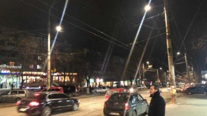 Завершена модернизация уличного освещения на Ион Крянгэ