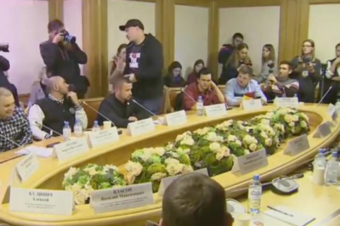 Жиган демонстративно ушел с заседания рэперов в Госдуме