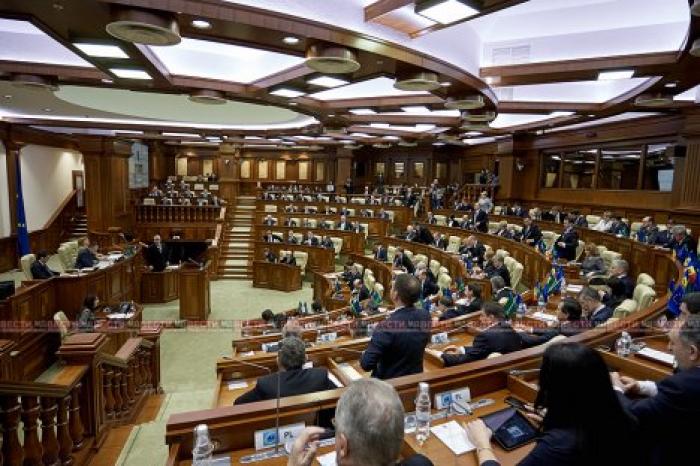 Большинство граждан Молдовы поддерживают инициативу ДПМ по снижению числа депутатов