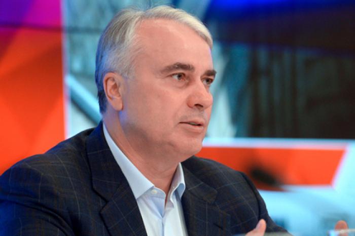 Чубайса поддержали в Госдуме и предложили штрафовать россиян
