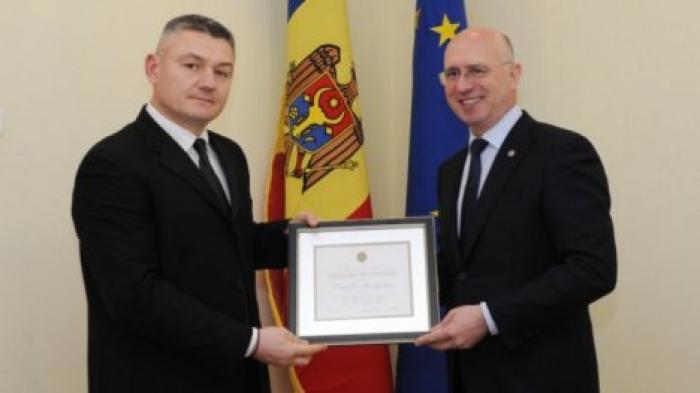 Cпортсмен Ион Лазаренко, которого выдвинули в качестве кандидата на Нобелевскую премию мира, выступил перед кабмином