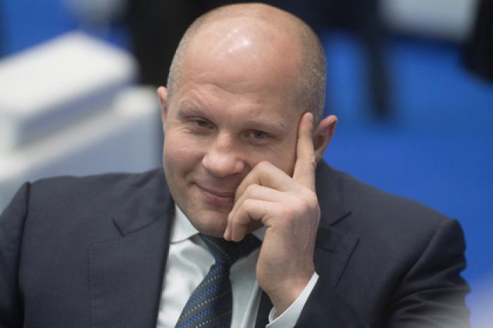 Емельяненко призвал Макгрегора следить за языком