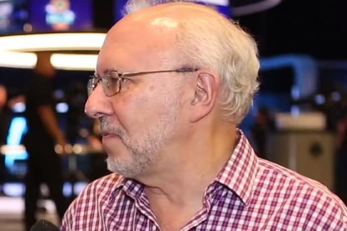 Игрок в покер выиграл полмиллиона долларов и отдал их нуждающимся