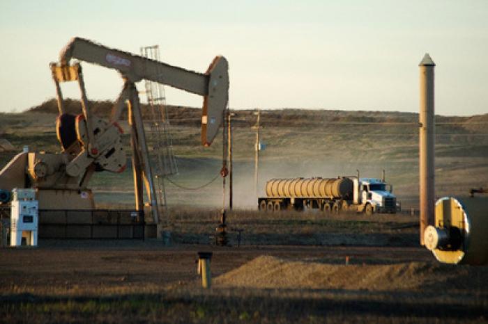 Китай согласился покупать газ и нефть у США