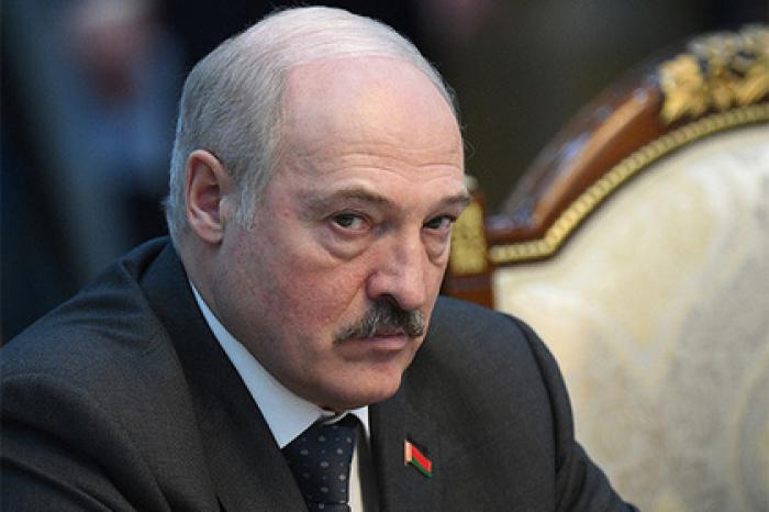 Лукашенко пожаловался на информационные атаки на Белоруссию