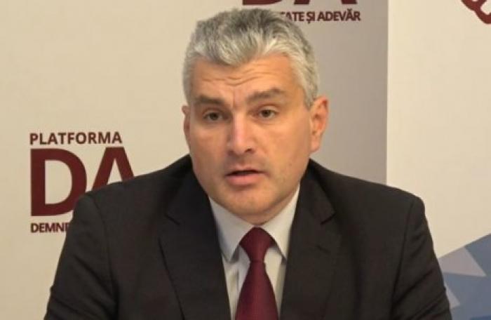 Один из лидеров прозападного блока "ACUM" Александр Слусарь предпочитает унионистов русскоязычным