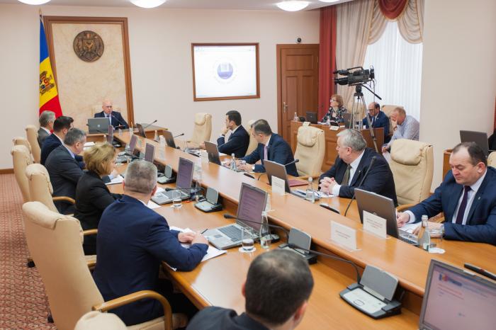 Руководящий педагогический состав получит ежегодную компенсацию в размере 2000 леев