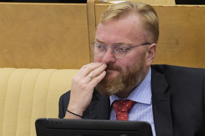 Шнуров высмеял в стихах «парламентария от рая» Милонова