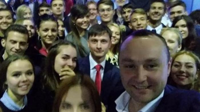 Скандал в партии социалистов: "Молодая гвардия" обвиняет Влада Батрынчу в краже денег, выделенных на манифестации
