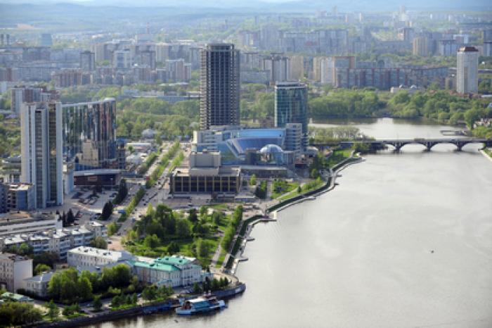 Желающих заработать на жилье отправили на Урал