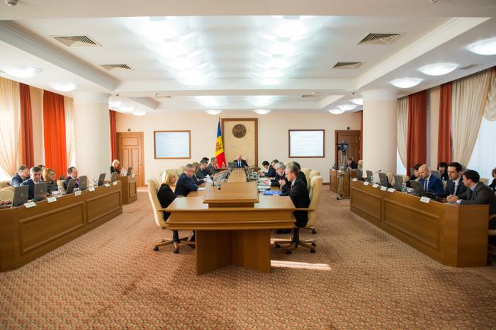 Жертвам политических репрессий выплатят компенсации на 387 тыс. леев