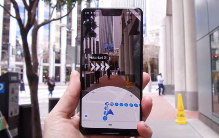Google тестирует в "Картах" AR-навигацию