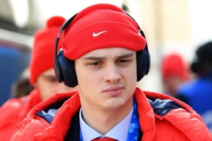 Хоккеист СКА назвал колхозом инцидент с падением Моуринью