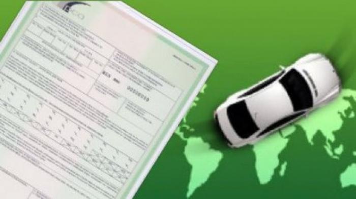 Страховки "Зеленая карта" и ОСАГО стали дешевле на 15%