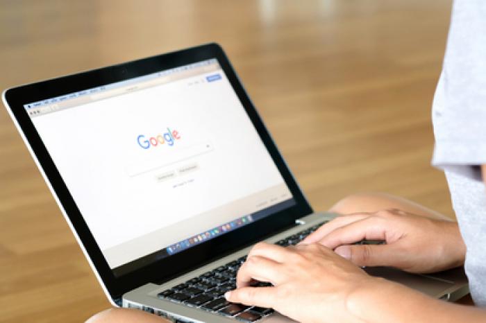 В Google обнаружили засилье опасной рекламы банков