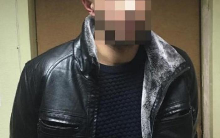 В Киеве молодой мошенник обманул 22 пенсионеров