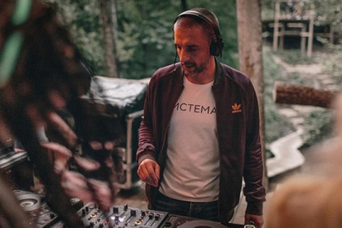 В Москве пройдут онлайн-сессии Red Light Radio