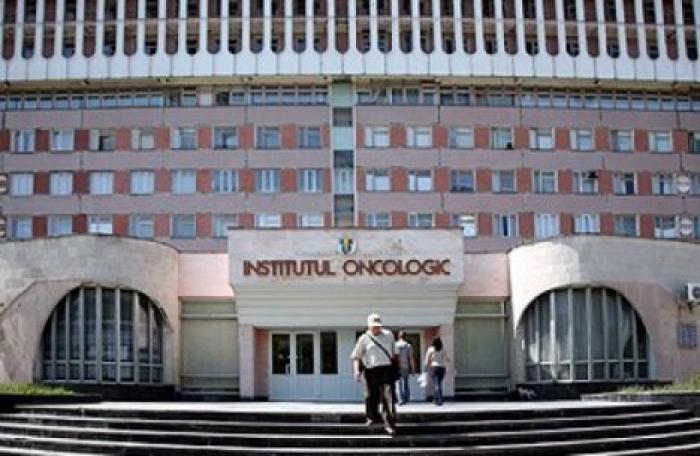 В Онкоинституте обновили оборудование для стерилизации инструментов и материалов