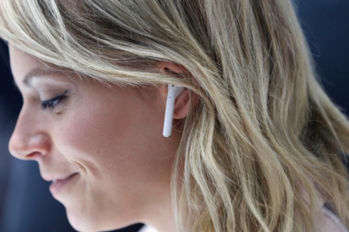 Apple внезапно выпустила новые AirPods