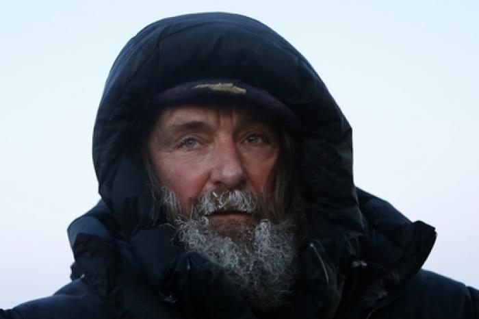 Федор Конюхов попал в мощный шторм на весельной лодке