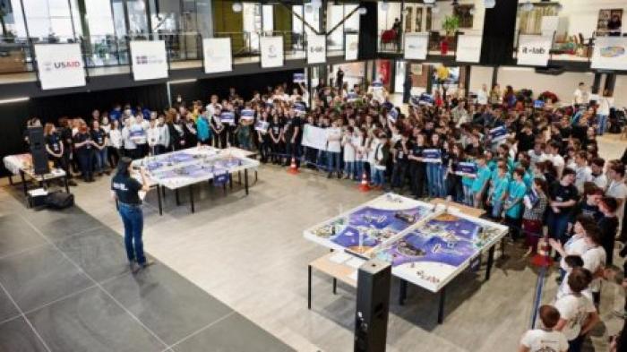 Юные робототехники со всей страны приняли участие в конкурсе FIRST LEGO League