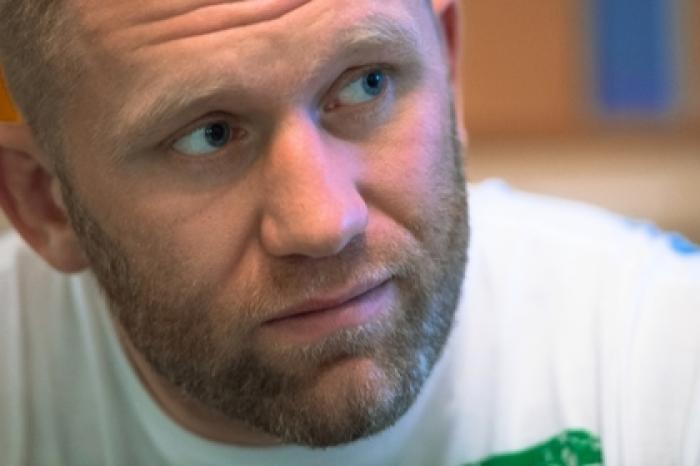 Кадырова попросили забрать Емельяненко обратно в Чечню