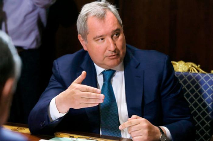 Рогозин опроверг слова Медведева о неготовности Восточного