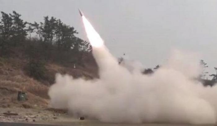 СМИ: в Южной Корее противовоздушная ракета взорвалась после случайного запуска