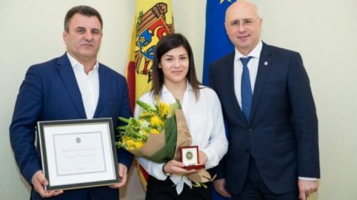 Спортсменка Анастасия Никита, завоевавшая золото на чемпионате Европы по борьбе, получит квартиру в столице