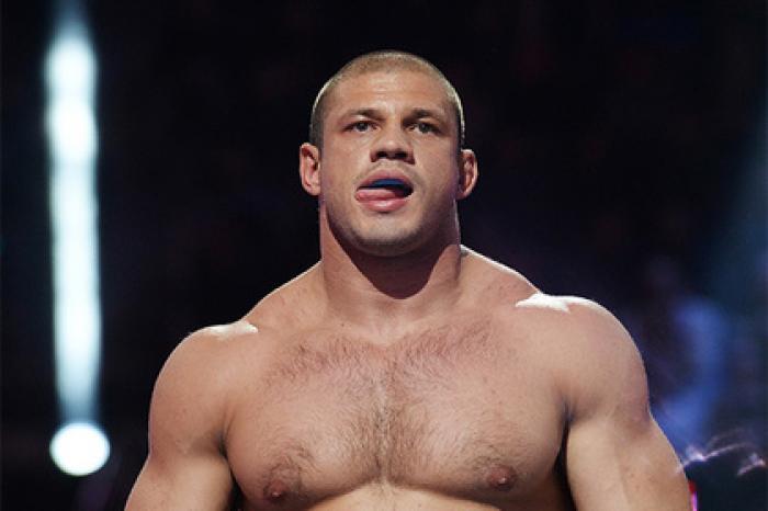 «Уральский Халк» перешел в UFC